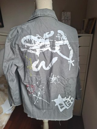 Zara Parca/Sobrecamisa Gris con Estampado