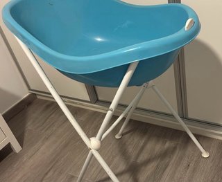 Bañera bebé azul con soporte