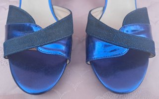 ZAPATOS AZULES DE TACON ANCHO  T-39