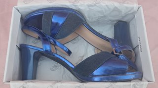 ZAPATOS AZULES DE TACON ANCHO  T-39