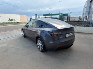 Tesla Model Y 2023 RWD