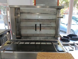 Asador de pollos profesional