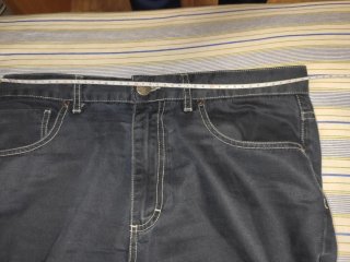 Pantalón vaquero azul marino