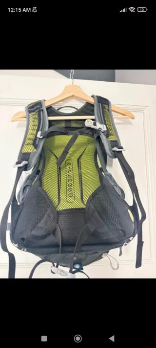 Mochila Osprey Negra Hikelite 26L
