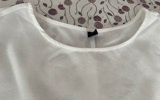 Vestido blanco con volantes