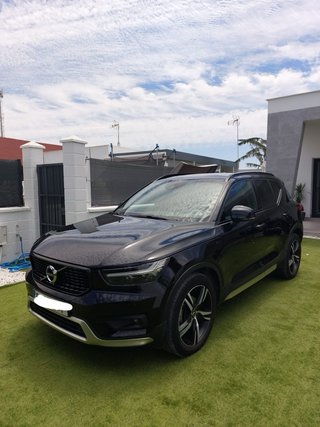 Volvo XC40 2021