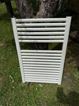 Radiatori in alluminio bianchi