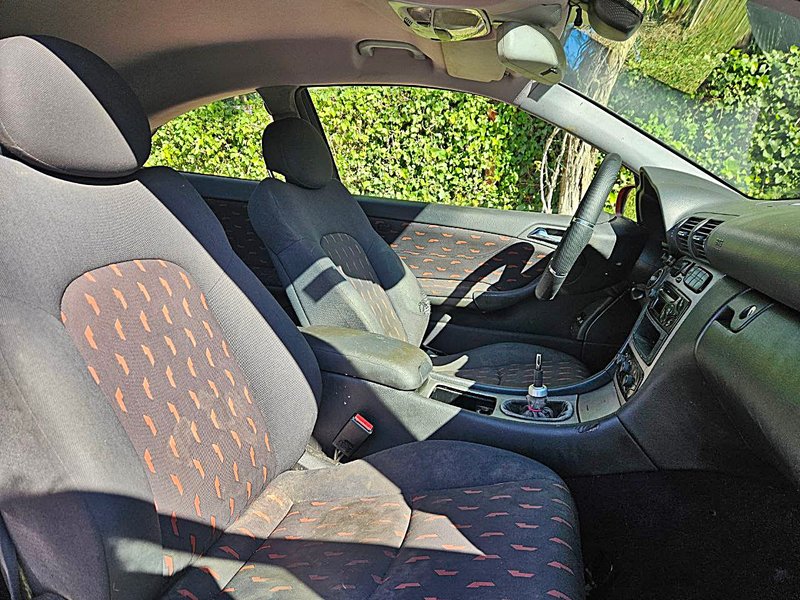Mercedes-Benz Clase C C 200 CDI Sportcoupe 3p 2004, foto 4