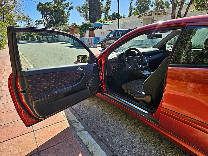 Mercedes-Benz Clase C C 200 CDI Sportcoupe 3p 2004, foto 12