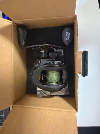 Carrete Abu Garcia MAX4SX 7.1:1 + trenzado