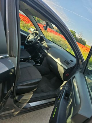 Opel Astra 2012