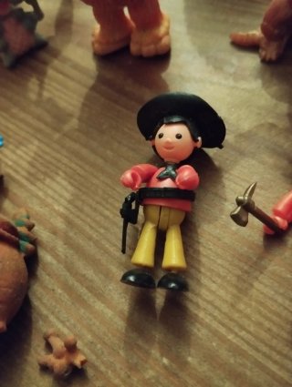 Lote Figuras Miniatura Antiguas
