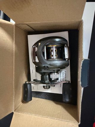 Carrete casting Abu Garcia Pro Max PMAX2-L 7.1:1