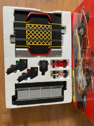 Scalextric C3 F1 Alonso R28 + Pit Box