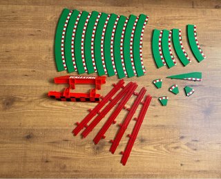 Scalextric C3 F1 Alonso R28 + Pit Box