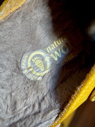 Zueco de napa Natural World
