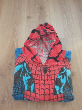 Toalla capa Spiderman infantil