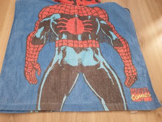 Toalla capa Spiderman infantil