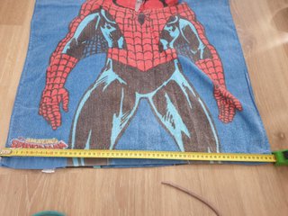 Toalla capa Spiderman infantil