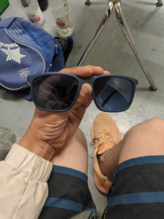 Estuche Gafas Emporio Armani Gris