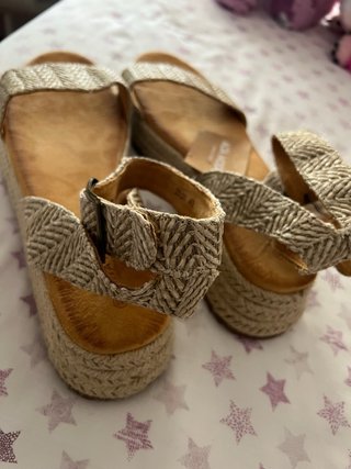 Nuevas Sandalias ALTA MODA Beige/Marrón Talla 40
