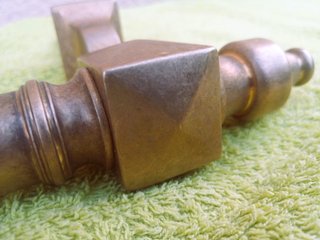 Tirador de puerta.
