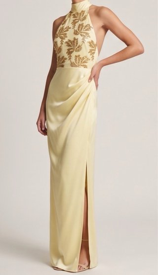 Vestido de fiesta amarillo con pedrería