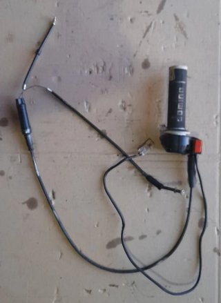 Acelerador y Cable Derbi GPR 75