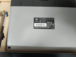 Wacom Intuos CTH-680 Pen & Touch Tableta gráfica