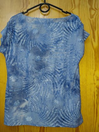 Top Natura Talla M/L Azul y Blanco