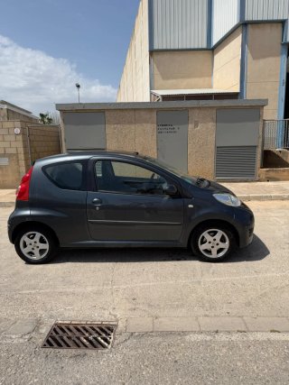 Peugeot 107 2010