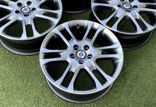 Llantas Originales Volvo 18" - Impolutas