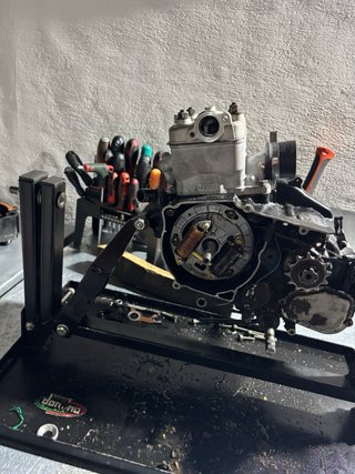 Motor suzuki rmx 50