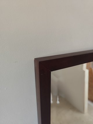 Specchio da parete in legno marrone