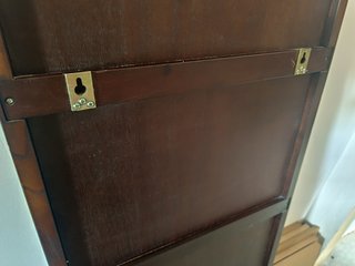 Specchio da parete in legno marrone