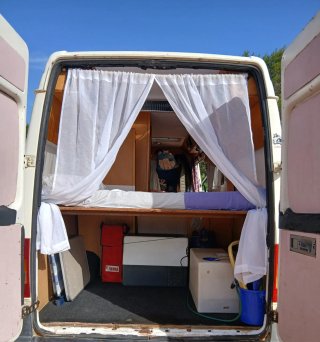 Furgoneta Camper Volksvagen LT35 lista para viajar