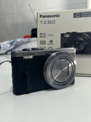 Cámara Compacta Panasonic Lumix TZ60 Plata