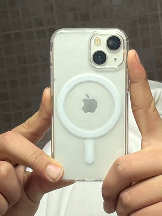 iPhone 13 mini con funda gastda  Face id