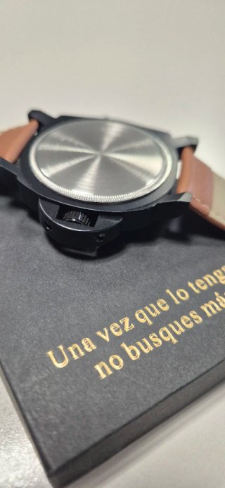 Reloj Goldlis Negro y Marrón