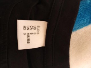 Camiseta negra con estampado de tigre