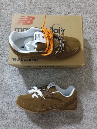 New Balance x Miu Miu Scarpe Marroni