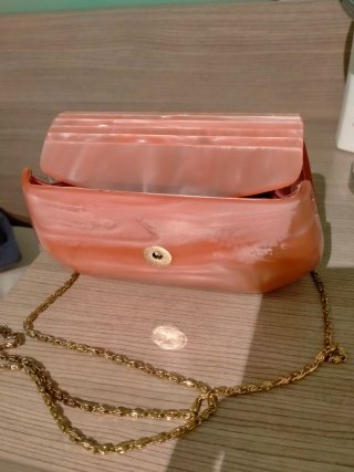 Bolso de mano rosa