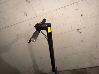 Patinete Eléctrico Negro
