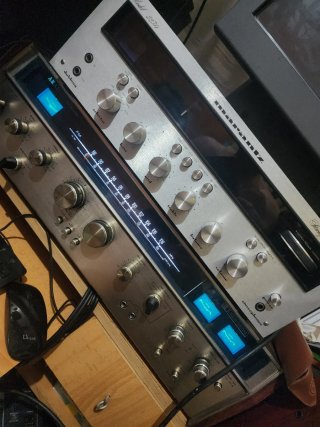 Amplificador Akai AA-910DB Plata