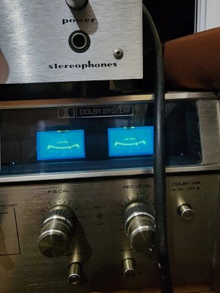Amplificador Akai AA-910DB Plata