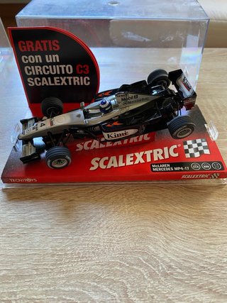 Scalextric McLaren Mercedes Kimi Räikkönen