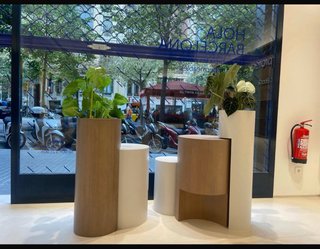 Mobiliario Tienda: Luces y Estantes