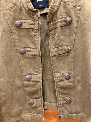 Chaqueta MNG verde militar