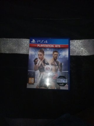 PS4 UFC 2 - PlayStation Hits