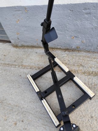 Desmontadora neumáticos moto